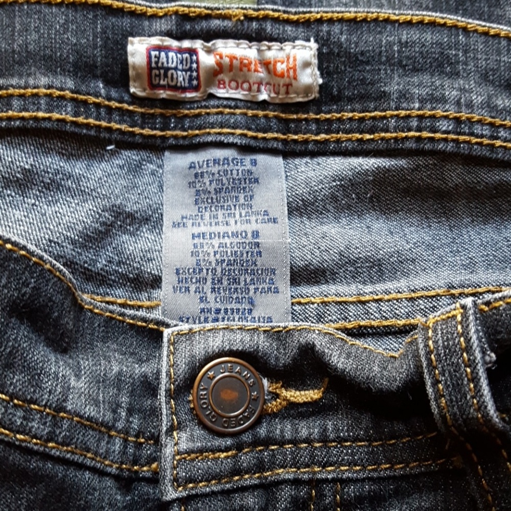 Jeans - Picture 3 of 3
